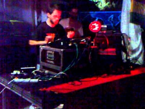 WEEDING DUB @ ROTOTOM SUNSPLASH (Benicassim 22/08/10)