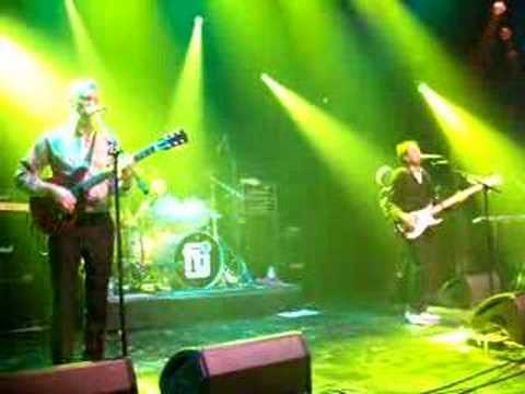 From the Jam - News of the World (live NYC Feb 9, 2008)