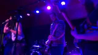 Mary Walker and friends sing Alanis Morissette cover 