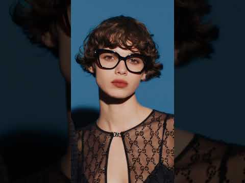 Apresentando itens essenciais emblemáticos na nova campanha #GucciEyewear Outono Inverno 2023