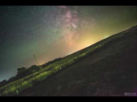 A timelapse showing Earth's rotation relative to the Milky Way