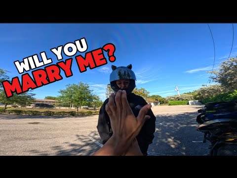 I PROPOSED TO MY GIRLFRIEND!