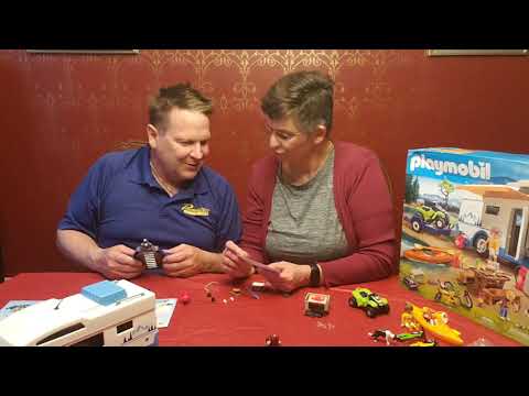 Unboxing Playmobil Camper