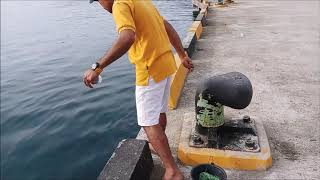 preview picture of video 'Mancing di Pelabuhan Buli (Halmahera Timur)'