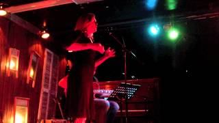 Christie Winn & The Lowdowns ~ Live At Viracocha ~ 