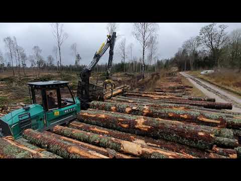 Metsis 208F unloading