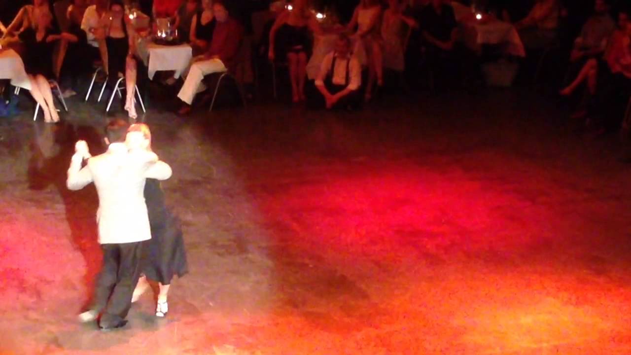 Sebastian Arce y Mariana Montes 1/4