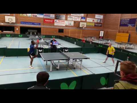 TTC Wenden: Martin Voss spielt Ball seines Lebens