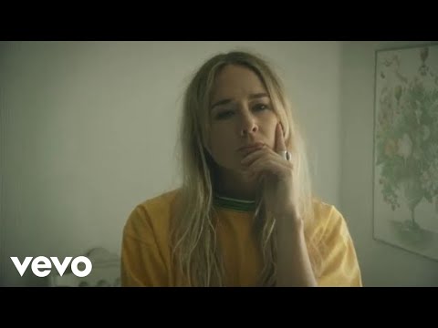 Alba August - I Wish I Was Someone Else