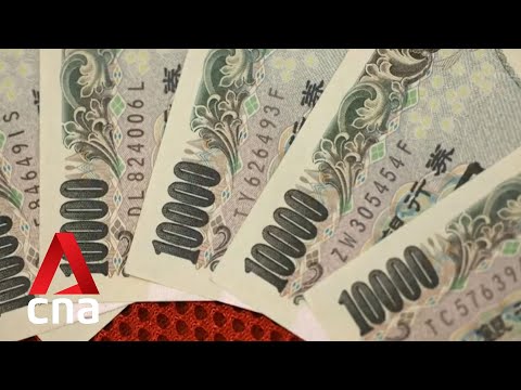 Japanese yen sinks to 20-year low against dollar