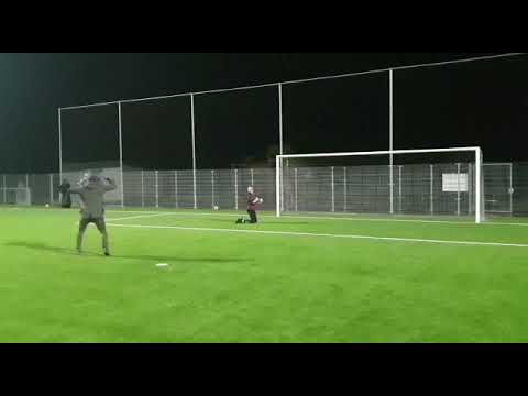 PENALTY LOUPÉ DE CLINTON MATA !!!