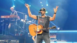 Luke Bryan Huntin,&#39; Fishin&#39; And Lovin&#39; Everyday Live Bryce Jordan Center