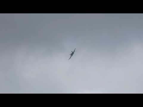 Douglas A-1 Skyraider flyby at Abbotsford!