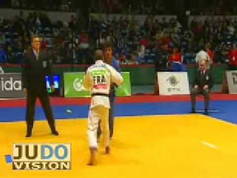 JUDO 2009 Grand Prix Hamburg: Mirali Sharipov (UZB) - David Larose (FRA)