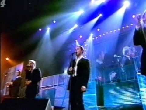 T4 Christmas Concert featuring Westlife 2006