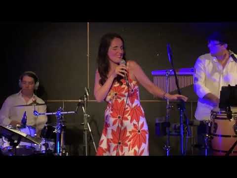 Lugar Comum (Joao Donato / Gilberto Gil) em afoxé - Juliana Areias - Bossa Nova Baby Band 