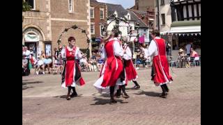 preview picture of video 'The National Morris Dancing Weekend at Evesham'