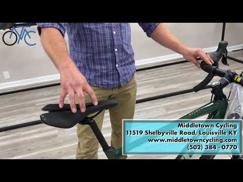 2020 GIANT REVOLT 2 700C - @MiddletownCycling