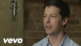 Sean Hayes Talks About His First Theatrical Experience – Promises, Promises (New Broadway Cast Recording) | Legends of Broadway Video Series