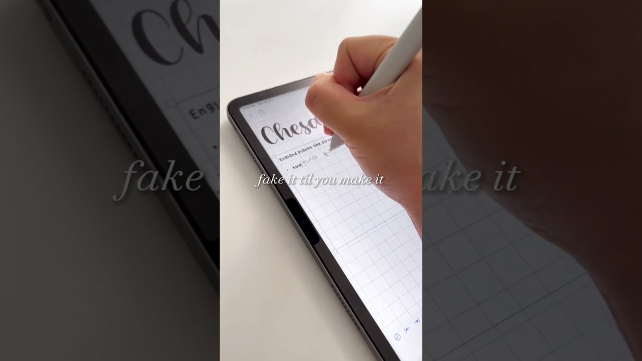 Who says you need pretty handwriting to have pretty notes? 😏💙 #notability #importfonts