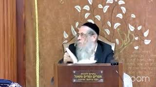 הרה"ג הרב וועכטר שליט"א א' אלול תשפ"ד- מאמר הרבי תש"כ ד"ה לך אמר ליבי חלק ד (הרב אברהם מנחם מענדל וכטר) - התמונה מוצגת ישירות מתוך אתר האינטרנט יוטיוב. זכויות היוצרים בתמונה שייכות ליוצרה. קישור קרדיט למקור התוכן נמצא בתוך דף הסרטון