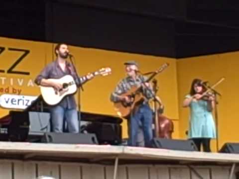 Pete Seeger at the 2009 Monterey Jazz Festival: Guantanamera