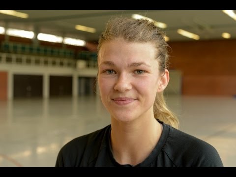 „Früh entschieden, dass ich bleiben will": Tess Wester unterschreibt Vertrag bis 2015