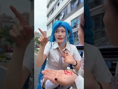 帮助谁呢？#School  #shorts