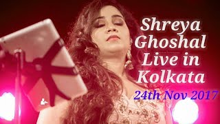 Shreya Ghoshal Singing Live Dhadkane Azad Hain with Fans