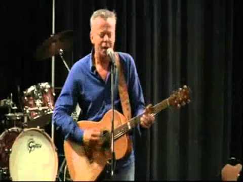Nine Pound Hammer - Tommy Emmanuel  @ CAAS 2009