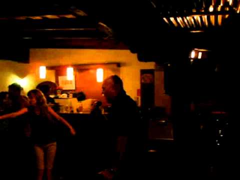 Andy singing live at Bretz Sports Bar Grossebersdorf Austria