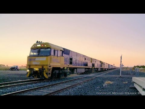 Pacific National PM5 Mixed Freight Train (6/12/2016) - PoathTV Australian Railways