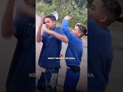 FEJUQUINHA X PECINHA 😂🥊 #negotrufa #pecinha #shortsfeed #humor #statuswhatsapp #fight #ufc #fy