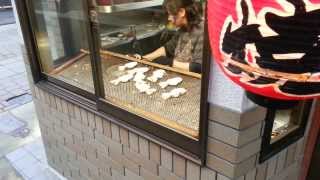 preview picture of video 'Famous Taiyaki Store In Tottori, Japan'