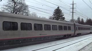 preview picture of video 'Acela Express train at Darien'