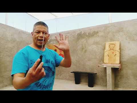 el arte de lanzar cuchillos