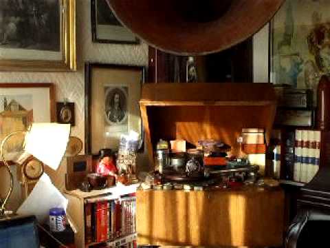 "Rockin the boat" Fox trot played by Joseph C Smith's Orchestra Victor Record C 1925