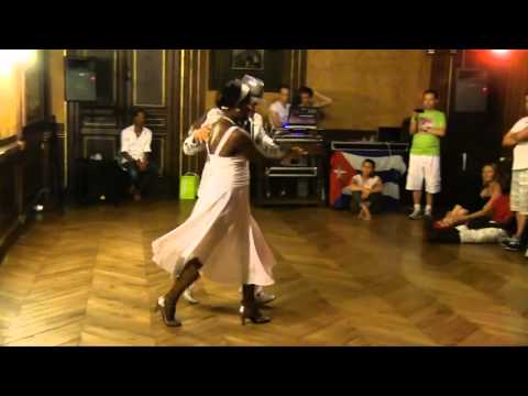 Carlos Rafael Gonzalez & Marie Line - Son cubain - Musique "El manisero"