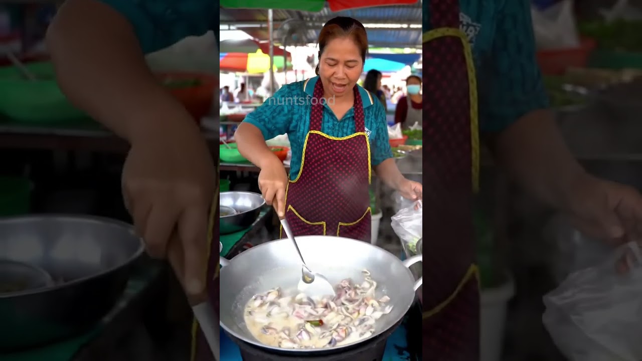 Traditional Market Cooking with Coconut Milk – Crowd Favorite Dish