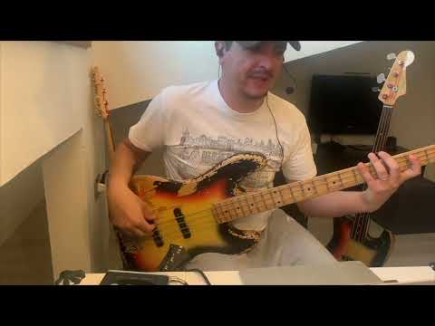 Prova questa linea di basso con la pentatonica! - Lezione basso 125