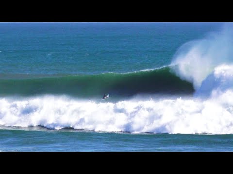 Twiggy's solo surf at a heavy Weskus reef