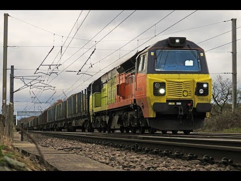 Thrash! Colas Rail Freight 70813 - 6C37 Log Empties, Balshaw Lane Jn 25/11/18.