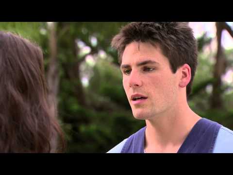 Neighbours: Monday 7 April - Clip