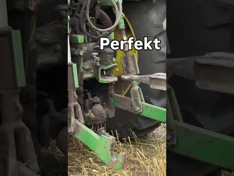 Perfekcyjne podpięcie przyczepy z pierwszej próby! 💥 John Deere Ankoppeln ASMR! #shorts #trending