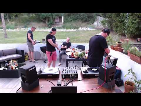 #1stmondaysession - Episode 3 w/ The Micronaut (3000 Grad)