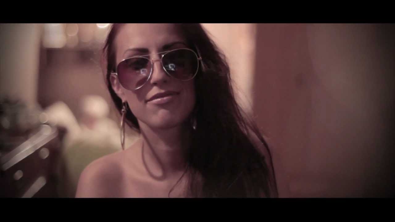 Алина Фэлдман ft. NeoStas, Baradadze — Посмотри на нас!