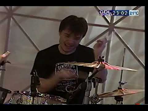 Pito Pérez - El Ataque de las Chicas Cocodrilo (Cover Hombres G)