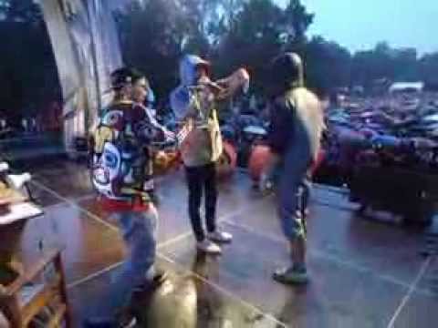 KillaBee vs Riddimbox 1/8 @ The Official Nescafe 3in1 Beatbox Battle