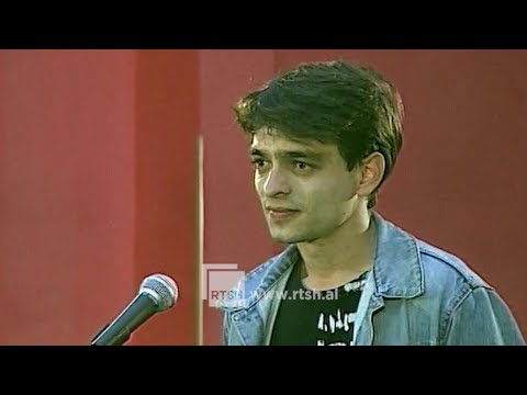 Debutimi i Klajdi Musabelliut në vitin 2002 te "Ethet e së premtes mbrëma"