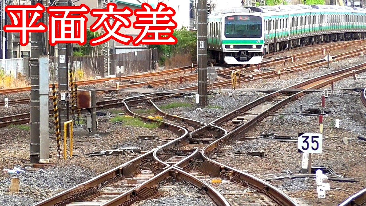 【緩行線を横断する渡り線】常磐線 松戸駅 Matsudo station of JR Joban Line